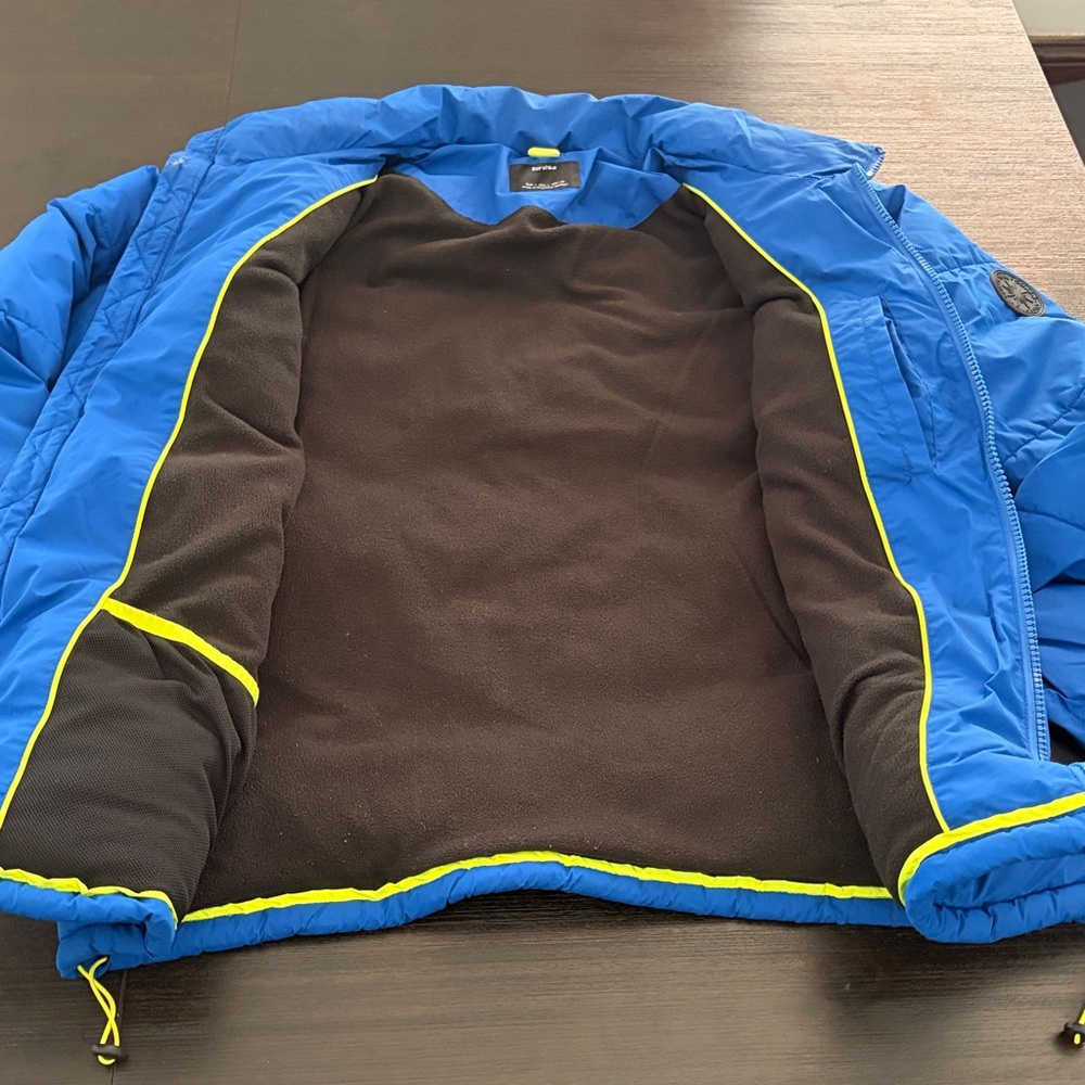 Men’s Bershka puffer jacket - Picture 3 of 7